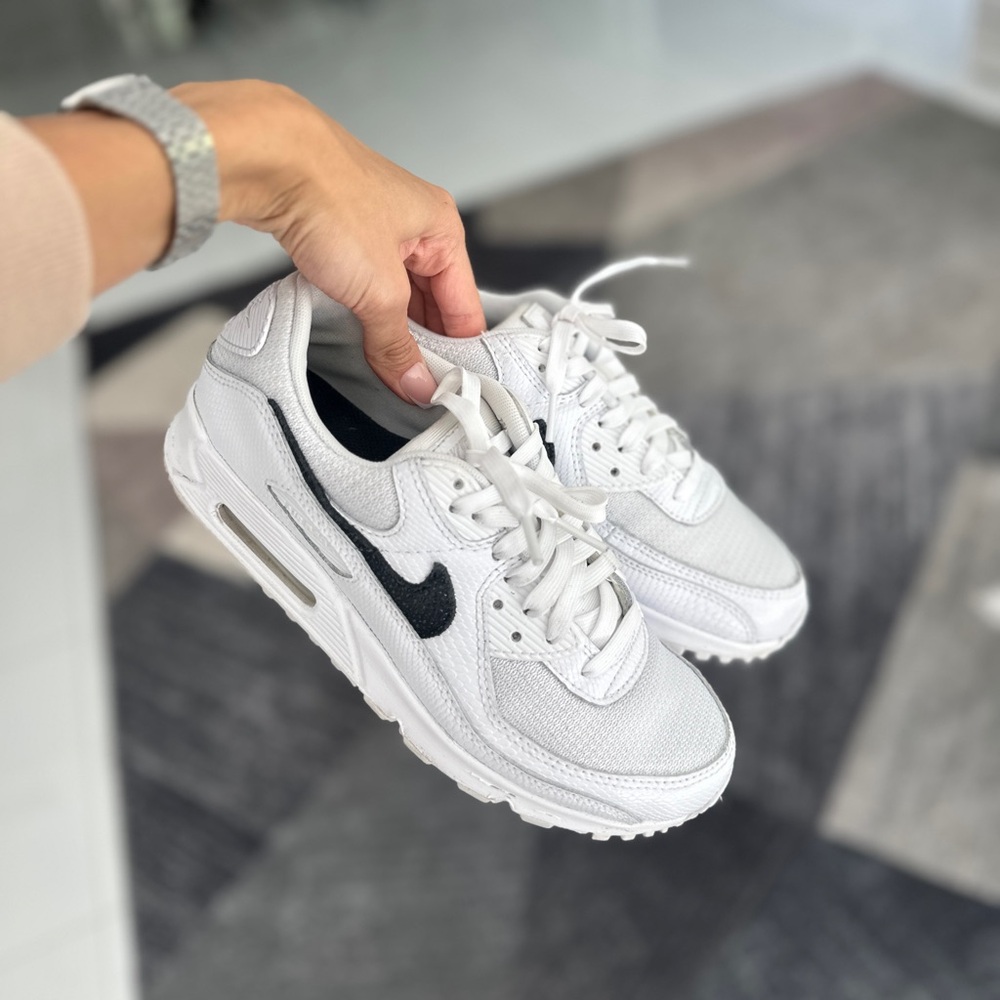 Nike Air Max 90 women’s